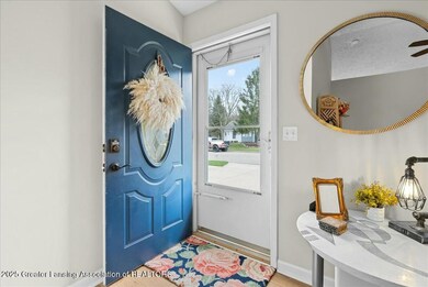 2423 Artisan Dr, Lansing, MI 48910 - photo 5