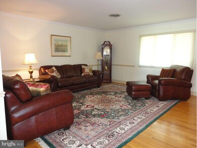 12915 Gent Rd, Reisterstown, MD 21136 - photo 3