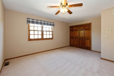857 Cardiff Rd, Naperville, IL 60565 - photo 2