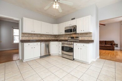 42 Hudson St unit 2, Somerville, MA 02143 - photo 5