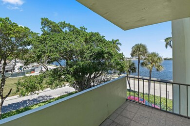 Norton Park Place unit 34, West Palm Beach, FL 33401 - photo 6