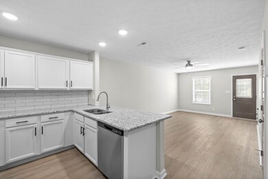 301 Longshadow Trail unit B, Clarksville, TN 37043 - photo 7