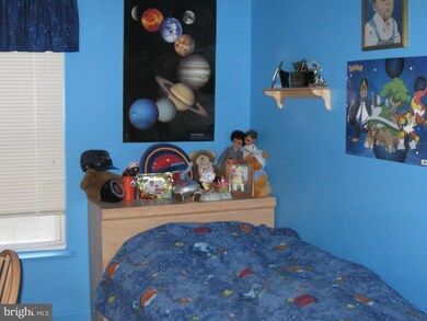 10226 Quiet Pond Terrace, Burke, VA 22015 - photo 5