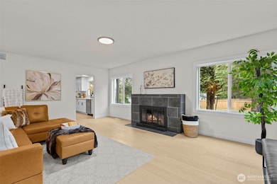 11504 Sand Point Way NE, Seattle, WA 98125 - photo 5