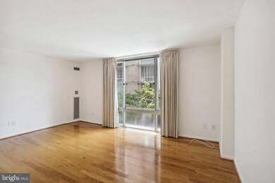 Claridge House unit 214N, Washington, DC 20037 - photo 6