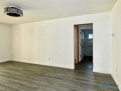 214 N 2nd St, Waterville, OH 43566 - photo 6