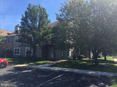 708 Briarwood Ct unit 708, Sewell, NJ 08080 - photo 2