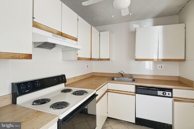 722A Putnam Blvd unit 12A, Nether Providence Township, PA 19086 - photo 7