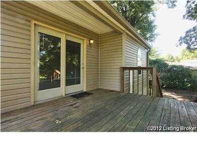 5807 E Manslick Rd, Louisville, KY 40219 - photo 4