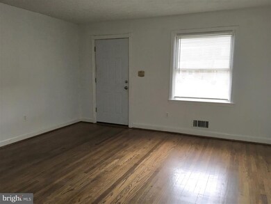 2133 Vailthorn Rd, Middle River, MD 21220 - photo 3