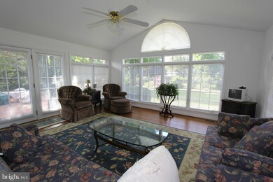7901 Edgewood Farm Rd, Frederick, MD 21702 - photo 3