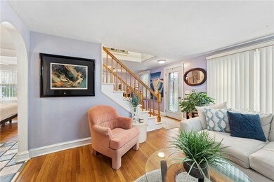 13 Rex St, West Warwick, RI 02893 - photo 4