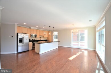 815 N Patrick St unit 202, Alexandria, VA 22314 - photo 4