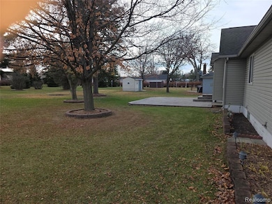 8224 Mary Ann Ave, Shelby Township, MI 48317 - photo 4