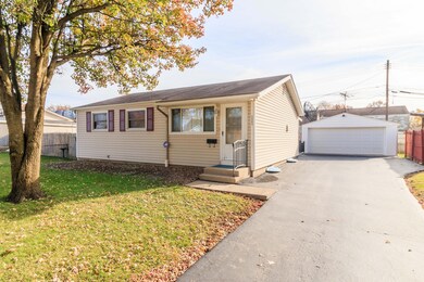 2463 Taymouth Rd, Columbus, OH 43229 - photo 2