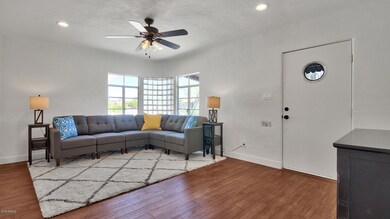 1148 E Almeria Rd, Phoenix, AZ 85006 - photo 6