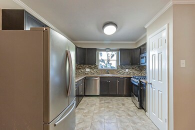 227 Acker St, Magnolia, TX 77354 - photo 4