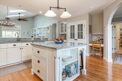 Phoebes Way Cape Elizabeth ME-large-007-