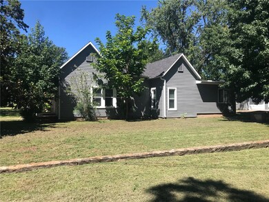 101 N Border St, Prairie Grove, AR 72753 - photo 2