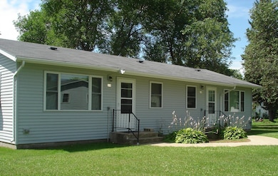 314 S 3rd St, Milan, MN 56262 - photo 2