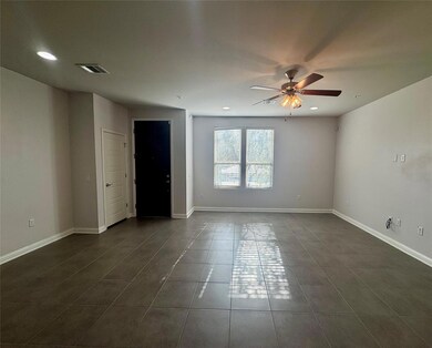 6814 E Riverside Dr unit 25, Austin, TX 78741 - photo 4