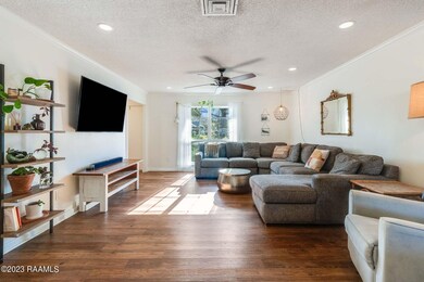 2-web-or-mls-206 Corona-2