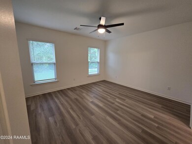 005 PRIMARY BEDROOM