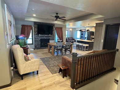 1520 Joseph Cir, Yankton, SD 57078 - photo 2