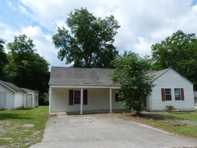 114 Butler St, Shelbyville, TN 37160 - photo 2