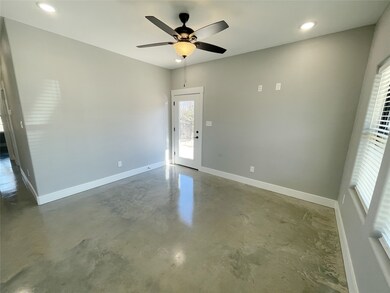 1215 Oak Dr unit 105, Denison, TX 75020 - photo 4