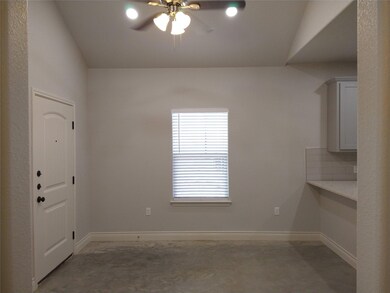 1000 Wooded Hollow Ct unit 106, Weatherford, TX 76088 - photo 3