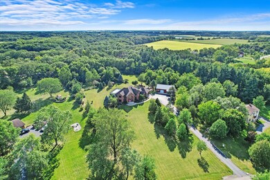 3057 E Lakeview Dr, Crete, IL 60417 - photo 3