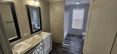 283 Mulberry unit 283, Belleville, MI 48111 - photo 5