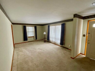 719 E State St, Princeton, IN 47670 - photo 2