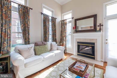 2424 Garnett Dr, Alexandria, VA 22311 - photo 3