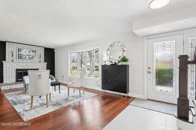 17-web-or-mls-Line Rd-01042025-017