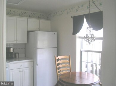 46880 Clarion Terrace unit 101, Sterling, VA 20164 - photo 5