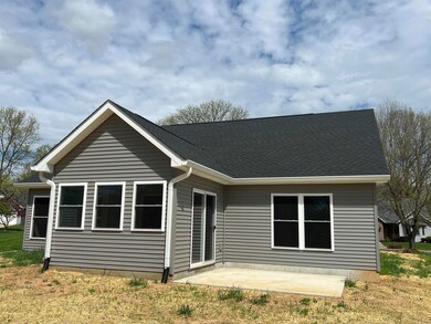 823 W Rosewood Dr, Bloomington, IN 47404 - photo 5