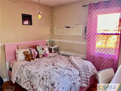 264 W First St, Edison, NJ 08820 - photo 5