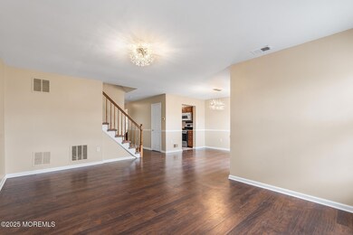 7 Sloop Sq Freehold, NJ-13