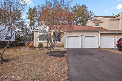 3 Baytree Cir