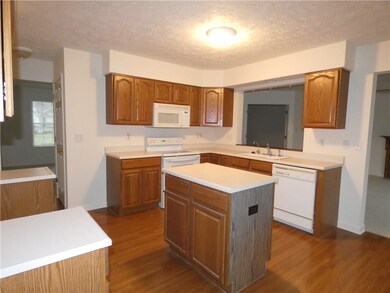 3638 Homestead Cir W, Plainfield, IN 46168 - photo 5