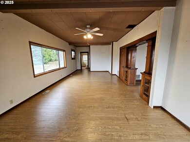 32373 Jp West Rd, Scappoose, OR 97056 - photo 5