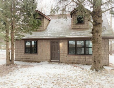 157 Azalea Dr, Albrightsville, PA 18210 - photo 2