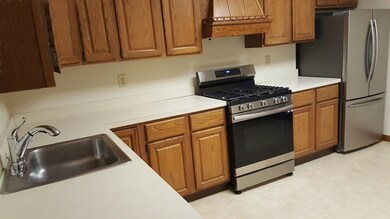 207 Charles St unit 3, Cambridge, MA 02141 - photo 2