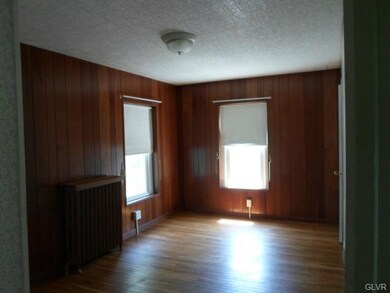 1045 Pennsylvania Ave unit 2, Emmaus, PA 18049 - photo 3