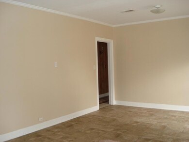 2813 5th St, Bay City, TX 77414 - photo 2