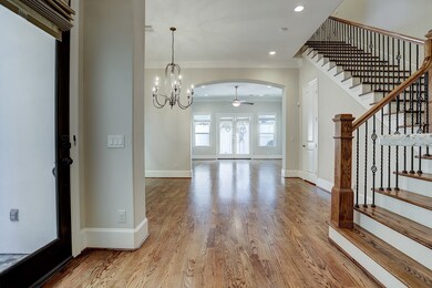 2421 Driscoll St, Houston, TX 77019 - photo 4