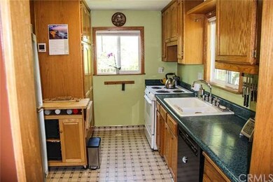 877 E 16th St, Chico, CA 95928 - photo 7