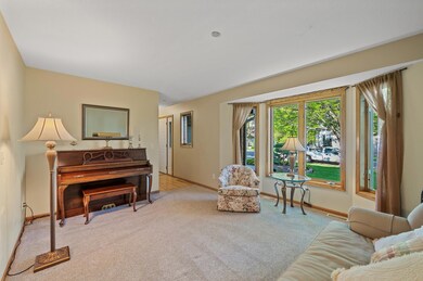 11308 Trillium Ln N, Champlin, MN 55316 - photo 4